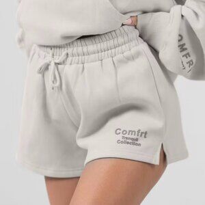 Comfrt Tranquil shorts cement grey/beige sweatshorts Sz S